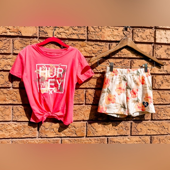 ▪️ Hurley‎ 2 Piece Tropical Shorts Set - Picture 1 of 4